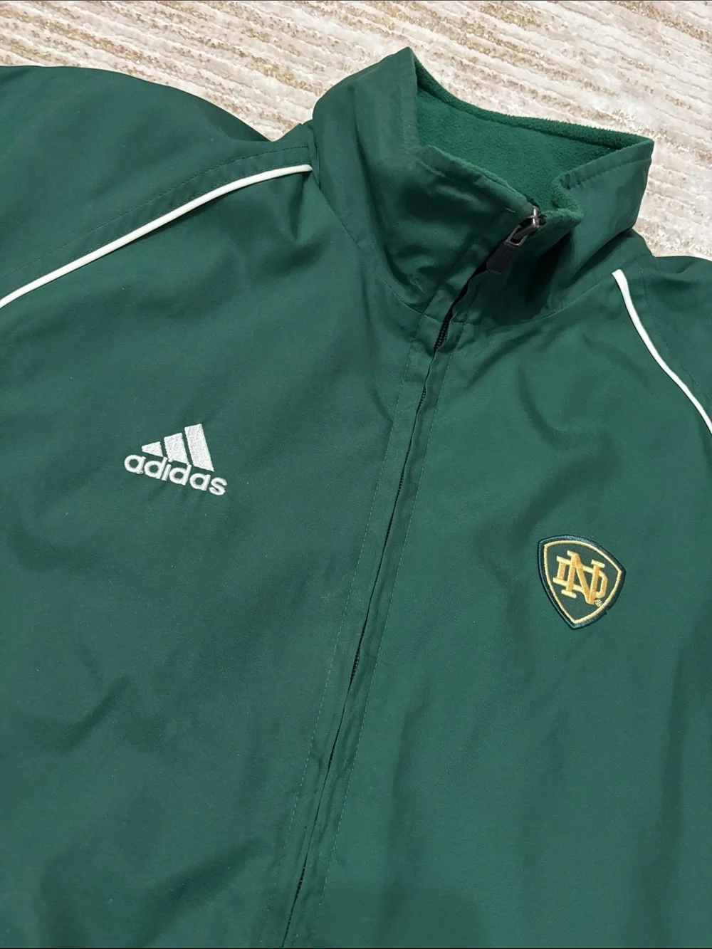 Vintage Notre Dame Adidas Dark Green Full-Zip Windbreaker Size Medium NCAA